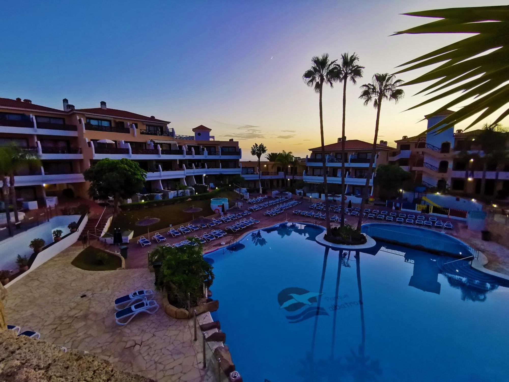 Strelitzia Apartment - Ocean View & Heated Pool San Miguel de Abona Exterior photo