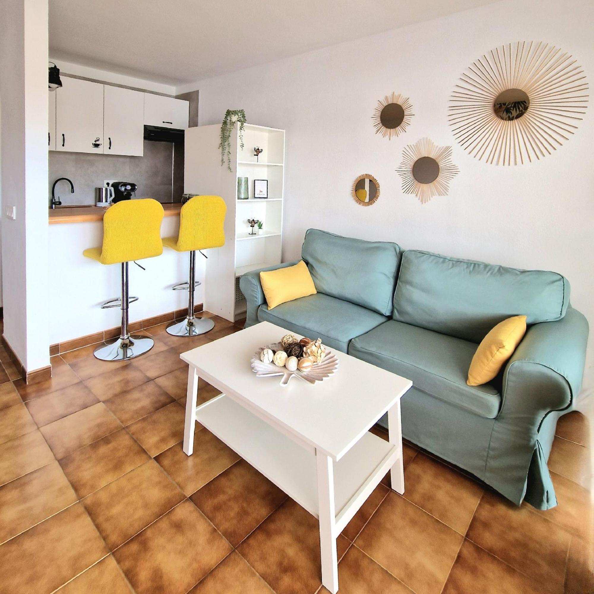 Strelitzia Apartment - Ocean View & Heated Pool San Miguel de Abona Exterior photo