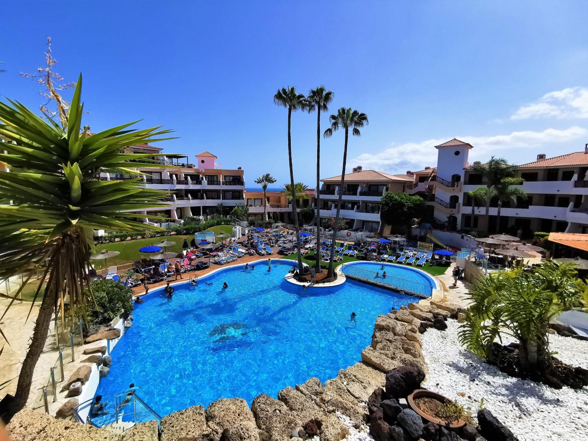 Strelitzia Apartment - Ocean View & Heated Pool San Miguel de Abona Exterior photo